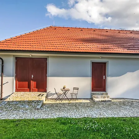 Pěkná By Interhome