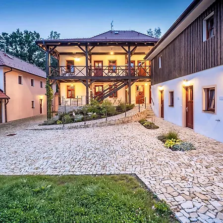 Apartamento Pěkná By Interhome
